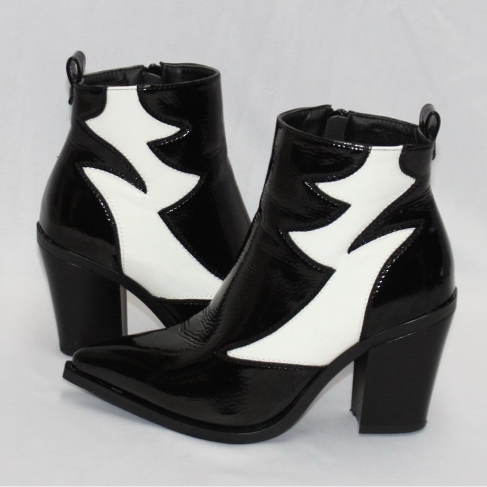 RARE Jeeini of Paris Black and White Patent Leather Heel Ankles Boots 8.5